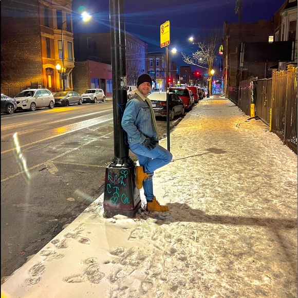 Meet your Posher, Jesus - Picture 1 of 1